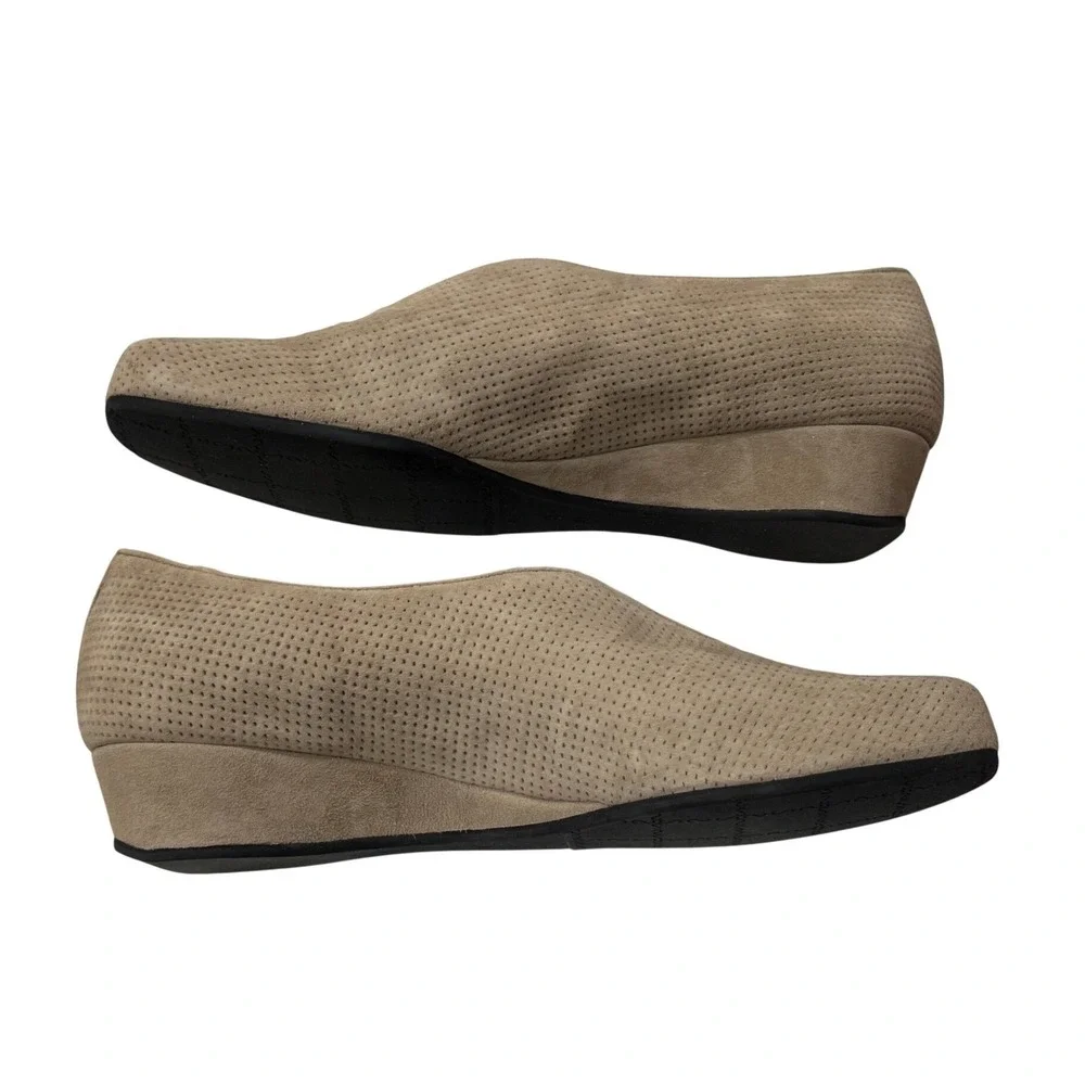 Vaneli Suede Wedge Loafers Beige‎ Women 9M Casual Neutral Comfort Slip On Shoes